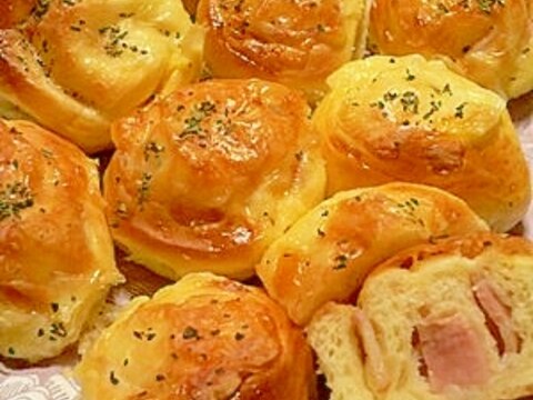 くるくる巻くだけ、小さなベーコンチーズパン